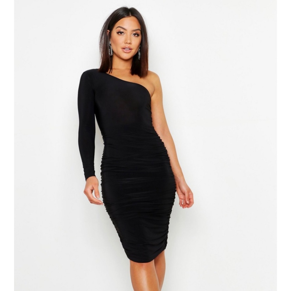 Boohoo black one sleeve midi dress size 6